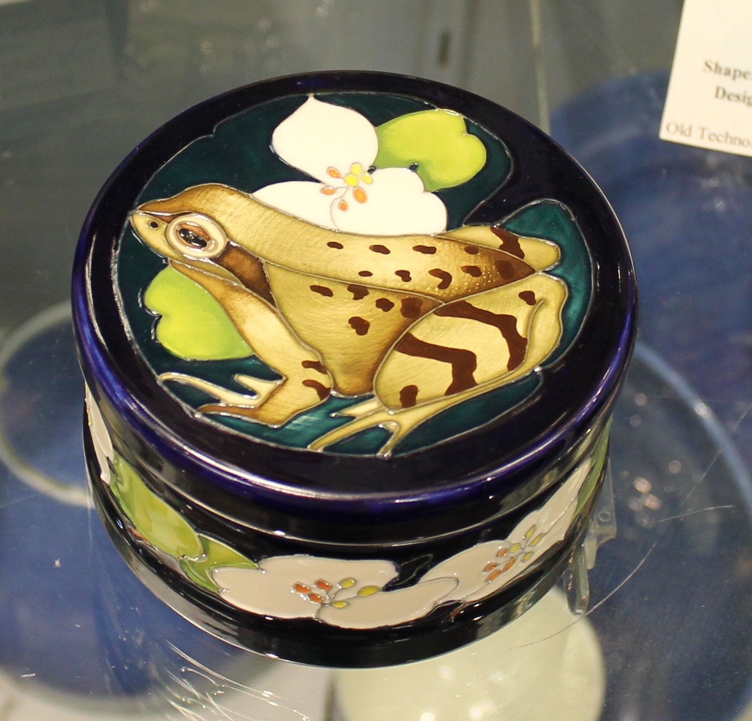 Moorcroft - 'The Welcome Guest' Frog Box - Moorcroft - 'The Welcome Guest' Frog Box