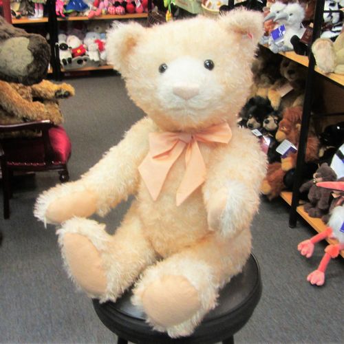 Morpeth Teddy Bears Steiff Little Tina