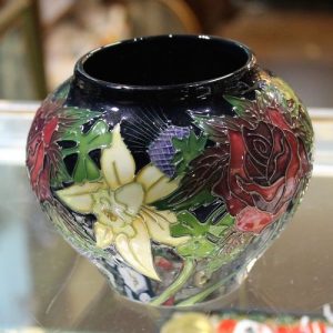 Moorcroft Vase – Diamond Jubilee