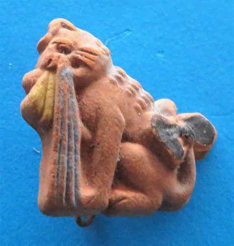 German Badge - Cat - morpeth antique centre hunter valley german third reich winter charity relief WHW winterhilfswerk campaign tinnie badges pottery hand painted cat kitten spring