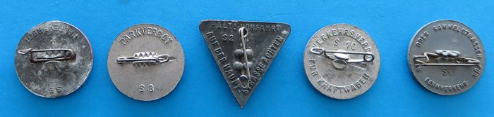 German Badge Set - Street Signs - morpeth antique centre hunter valley third reich germany whwwinter charity relief winterhilfswerk donation badge tinnie steeet parking signs metal