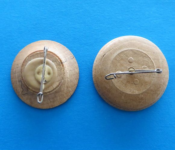 German Badge Duo - Women's Work - morpeth anrtique centre hunter valley german world war two II WHW winterhilfswerk DFW women's work frauenwerk charity campaign relief tinnie badge third reich