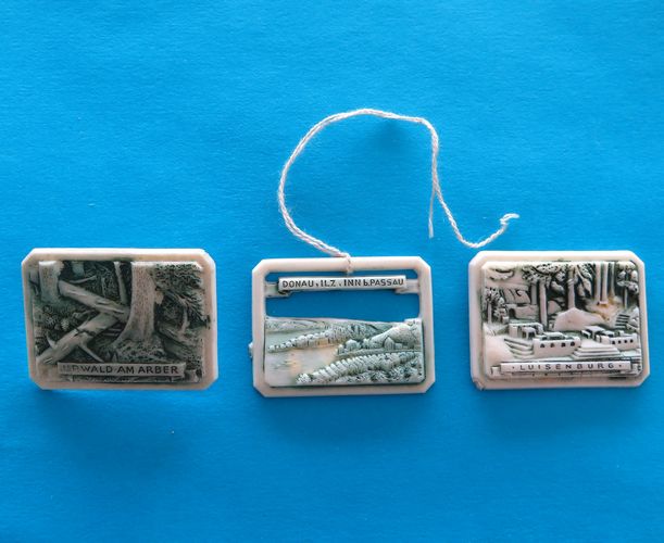 German Donation Trio - Places - morpeth anrtique centre hunter valley german world war two II WHW winterhilfswerk DFW cultural women's work deutdches bavarian forest passau luisenberg organisation charity campaign relief tinnie badge third reich