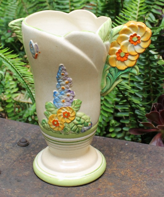 morpeth antique centre hunter valley floral vase