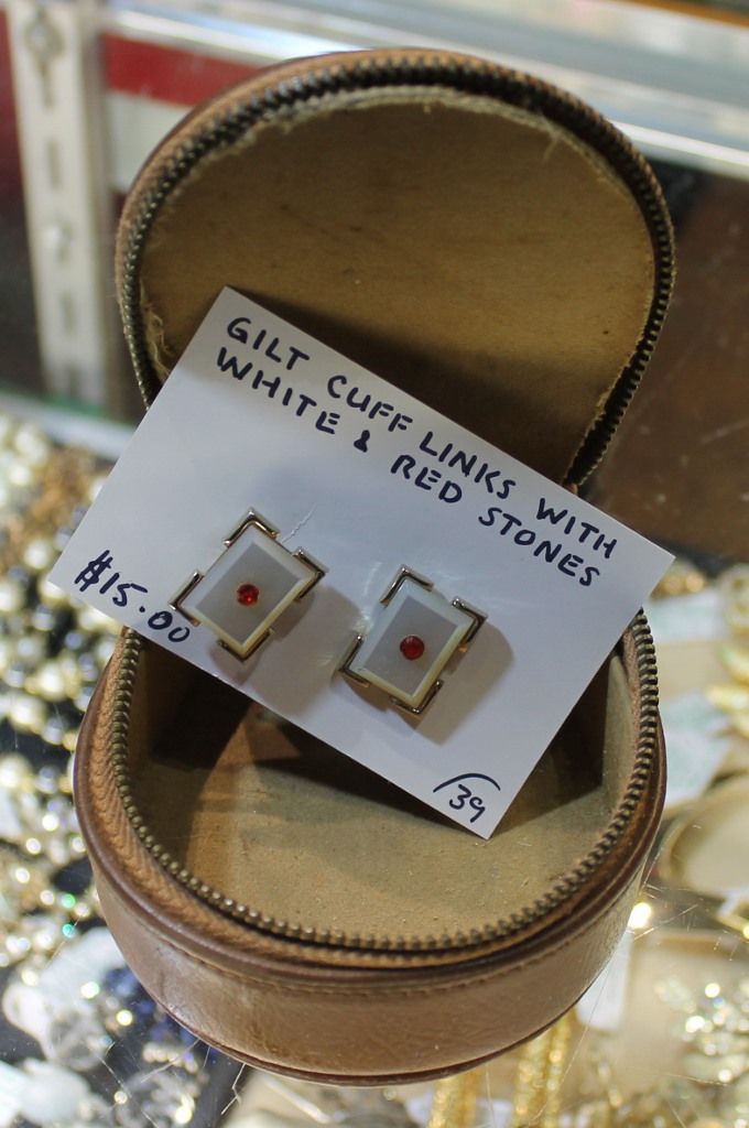 Cufflink Box - morpeth antique centre hunter valley gilt cuff links white red stones