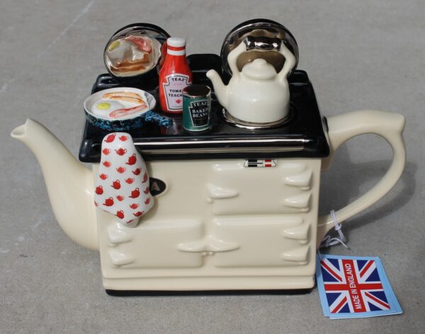 morpeth gift gallery hunter valley teapottery functional novelty teapot four six cup made in england united kingdom tea sunday breakfast AGA stove english