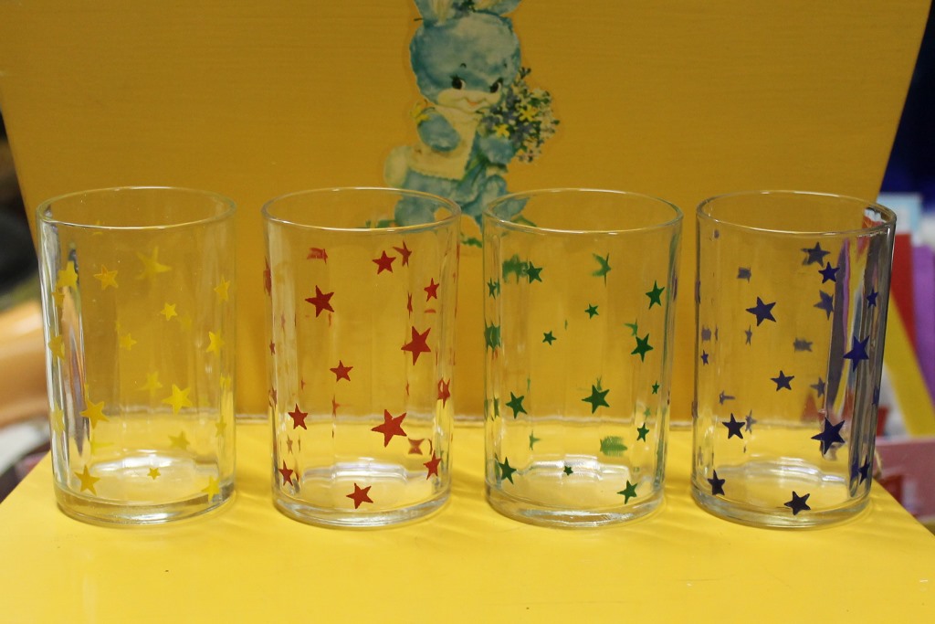 Swanky Swig Glasses Set of Four - Stars - morpeth antique centre hunter valley vintage swanky swig glass set four stars kraft condiment jar