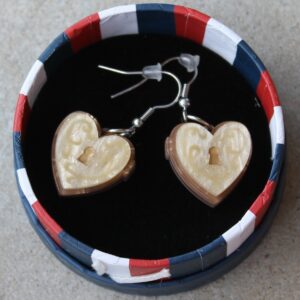 Erstwilder Earrings – Heart of Cache