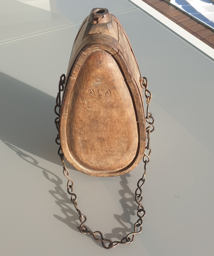 American Revolutionary War Canteen - morpeth antique centre hunter valley american war of independence revolutionary water canteen wooden metal timber greek bunker hill english infantry 63 circa 1776 loyalist militaria nautical industrial