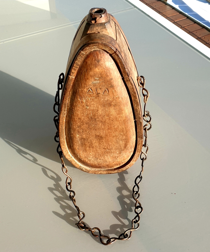 American Revolutionary War Canteen - morpeth antique centre hunter valley american war of independence revolutionary water canteen wooden metal timber greek bunker hill english infantry 63 circa 1776 loyalist militaria nautical industrial