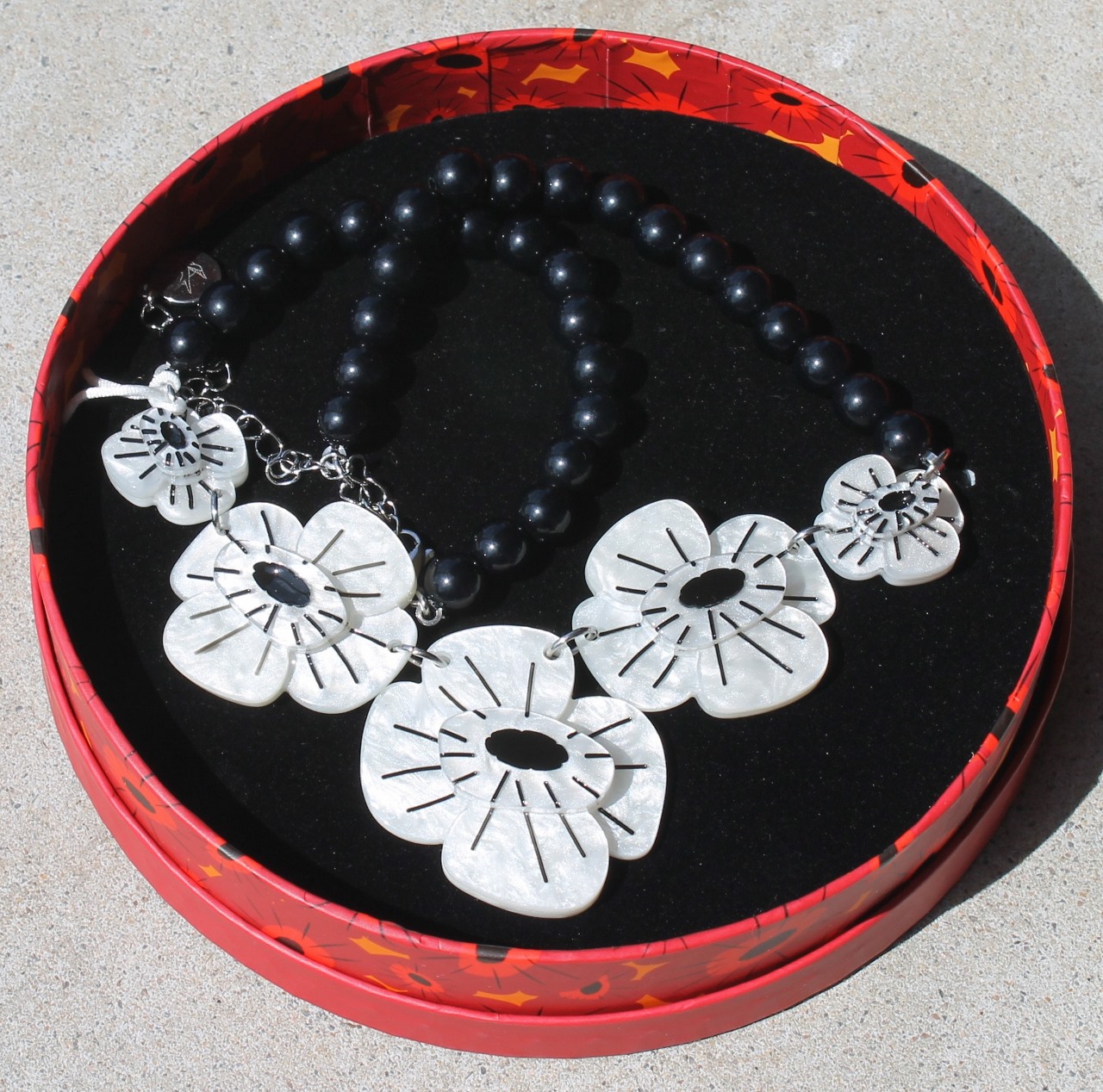 Erstwilder Necklace - Remembrance Poppy (White) - morpeth antique centre hunter valley erstwilder remembrance day 11th november poppy rosemary world war one two brooch earring necklace retro collectable