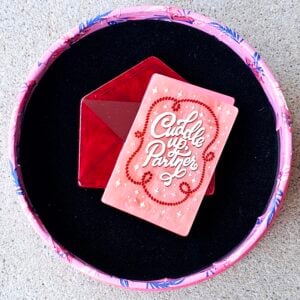 Erstwilder Brooch – Cuddle Up Partner
