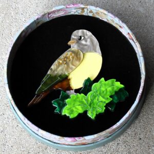 Erstwilder Brooch – Wondrous Warbler