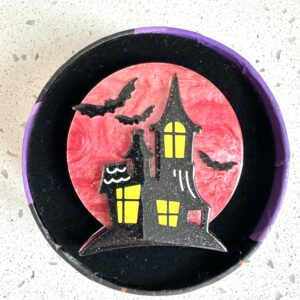 Erstwilder Brooch – On Haunted Hill