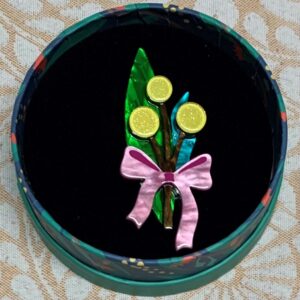 Erstwilder Sunny Billy Buttons brooch