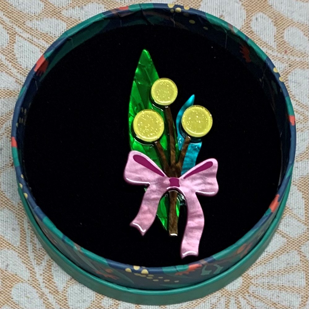 Erstwilder Sunny Billy Buttons brooch - morpeth antique centre hunter valley region erstwilder earring drop stud brooch necklace hair clip enamel pin
