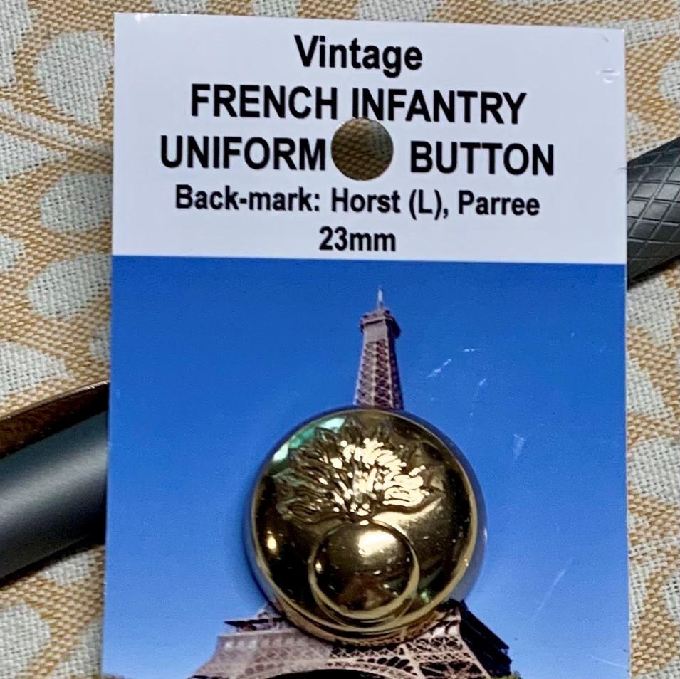 French Infantry Uniform Button (code 746) - buttons at Morpeth Antique Centre military uniform button French vintage