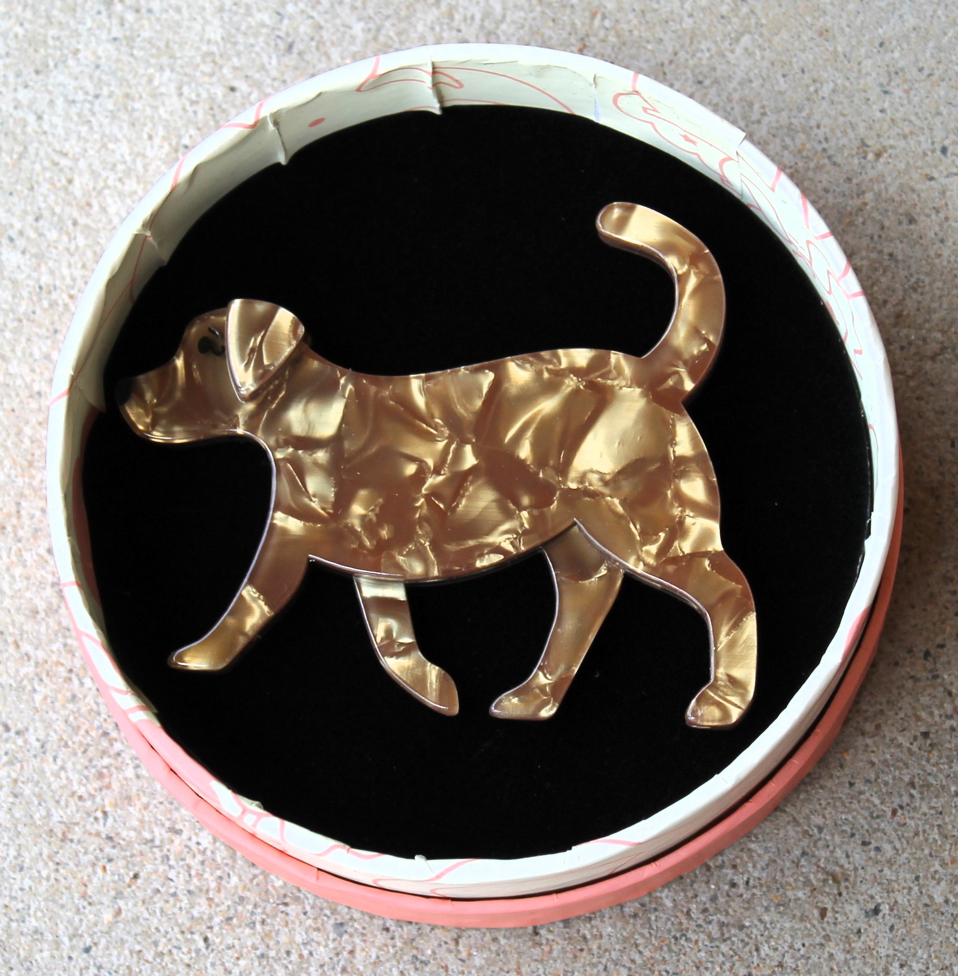 Erstwilder Brooch - Goldie Fawn - morpeth antique centre hunter valley region erstwilder necklace earrings brooch fan favourites goldie fawn golden labrador retreiver dog