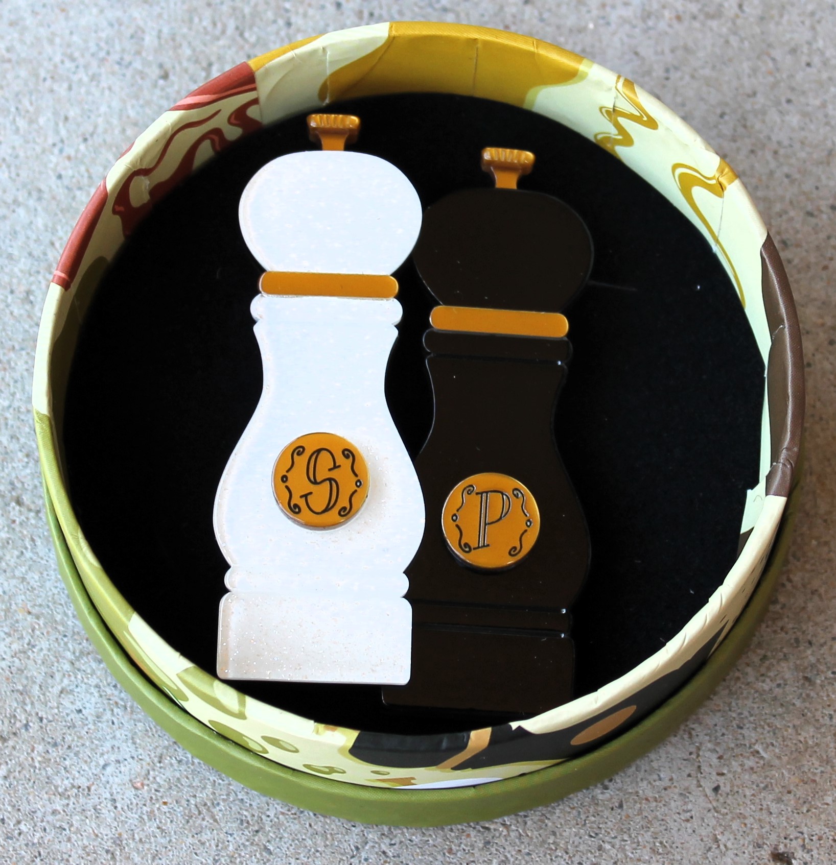 Erstwilder Brooch - Seasoned to Perfection - Erstwilder Brooch - Seasoned to Perfection