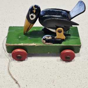 Vintage Pull Along Toy – Crow