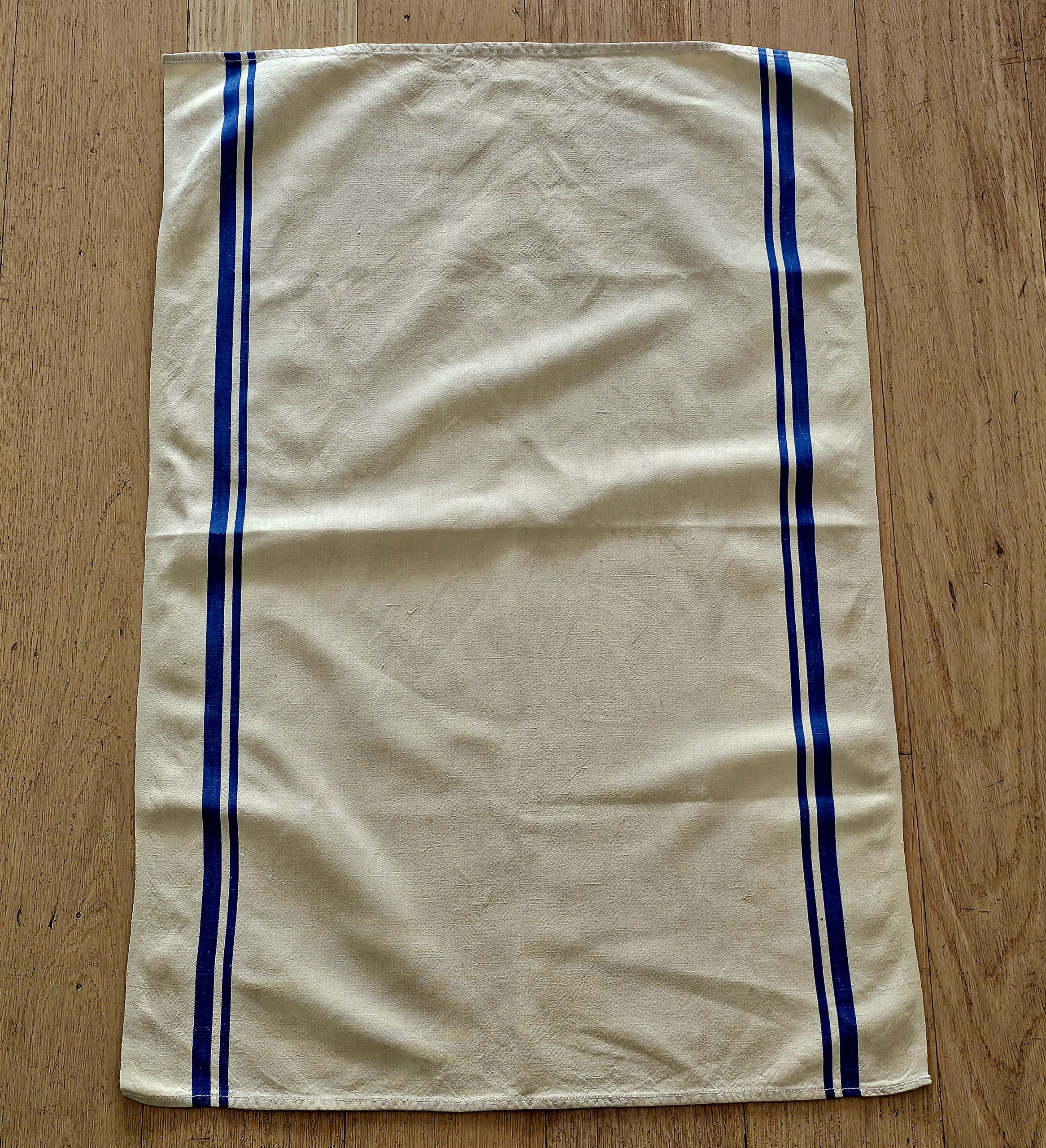 Teatowel - Blue Stripe - morpeth antique centre hunter valley region vintage pre loved linen cotton souvenier holiday road trip tea towel 1940's war blue stripe
