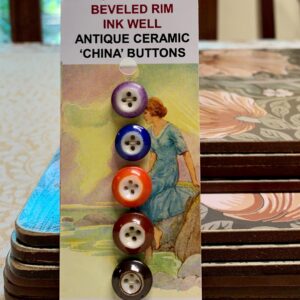 Beveled Rim Ink Well, 5 china buttons (code 006)
