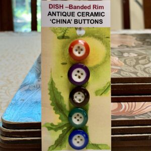 Dish with banded rim, 5 buttons (code 007)