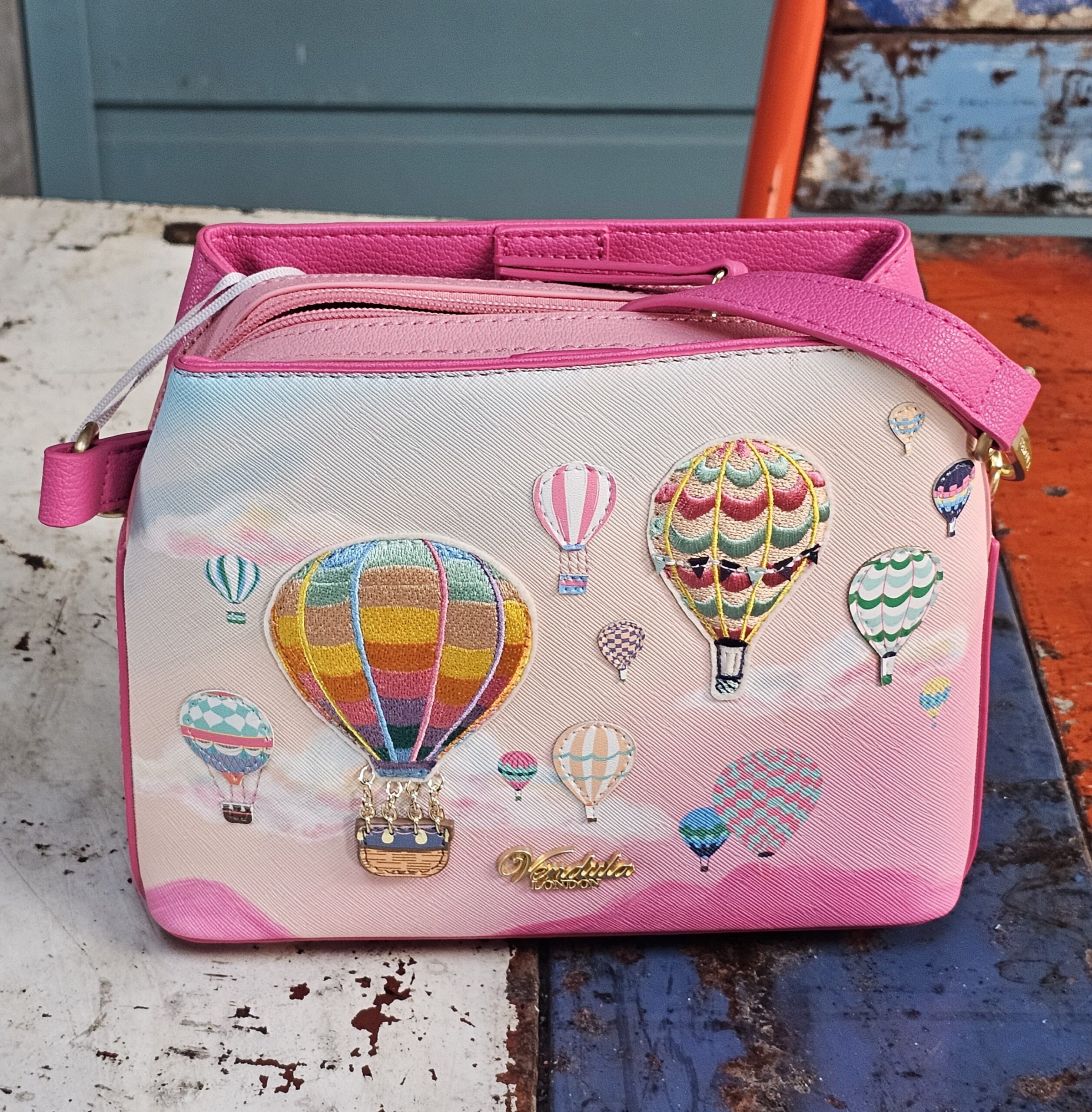 Vendula Paige Bag - Above the Clouds - morpeth antique centre hunter valley region vendula london collectable grab grace phone pouch kate card coin zip wallet purse handbag bea up away hot air balloons above the clouds
