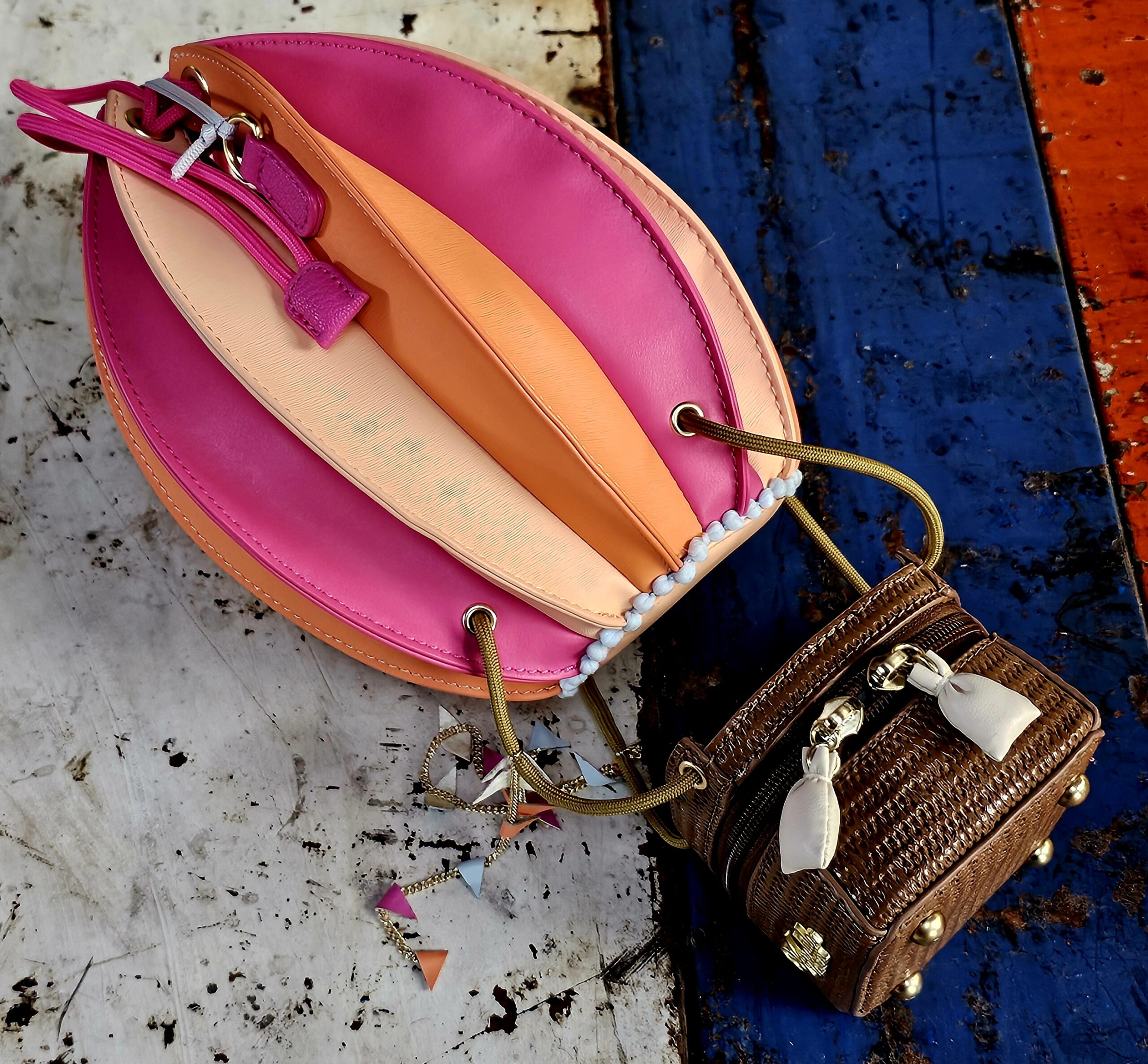 Vendula Bag - Hot Air Balloon - morpeth antique centre hunter valley region vendula london collectable grab grace phone pouch kate card coin zip wallet purse handbag bea up away hot air balloons above the clouds