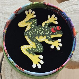 Erstwilder Brooch – Tjawan Ritjinguthinha (Frog Dreaming)