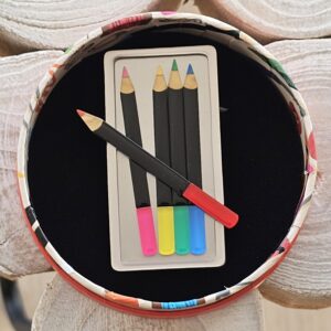 Erstwilder Brooch – Colour Me Happy