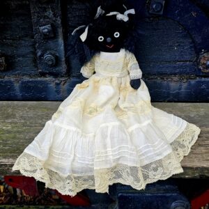 Golly Girl Clover by Elaine Goodhand