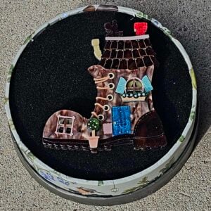 Erstwilder Brooch – Shoe House