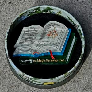Erstwilder Brooch – The Magic Faraway Tree Book