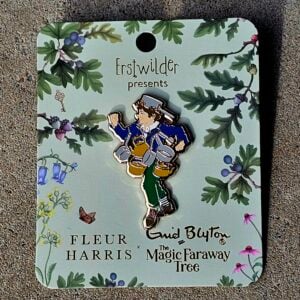 Erstwilder Enamel Pin – Saucepan Man