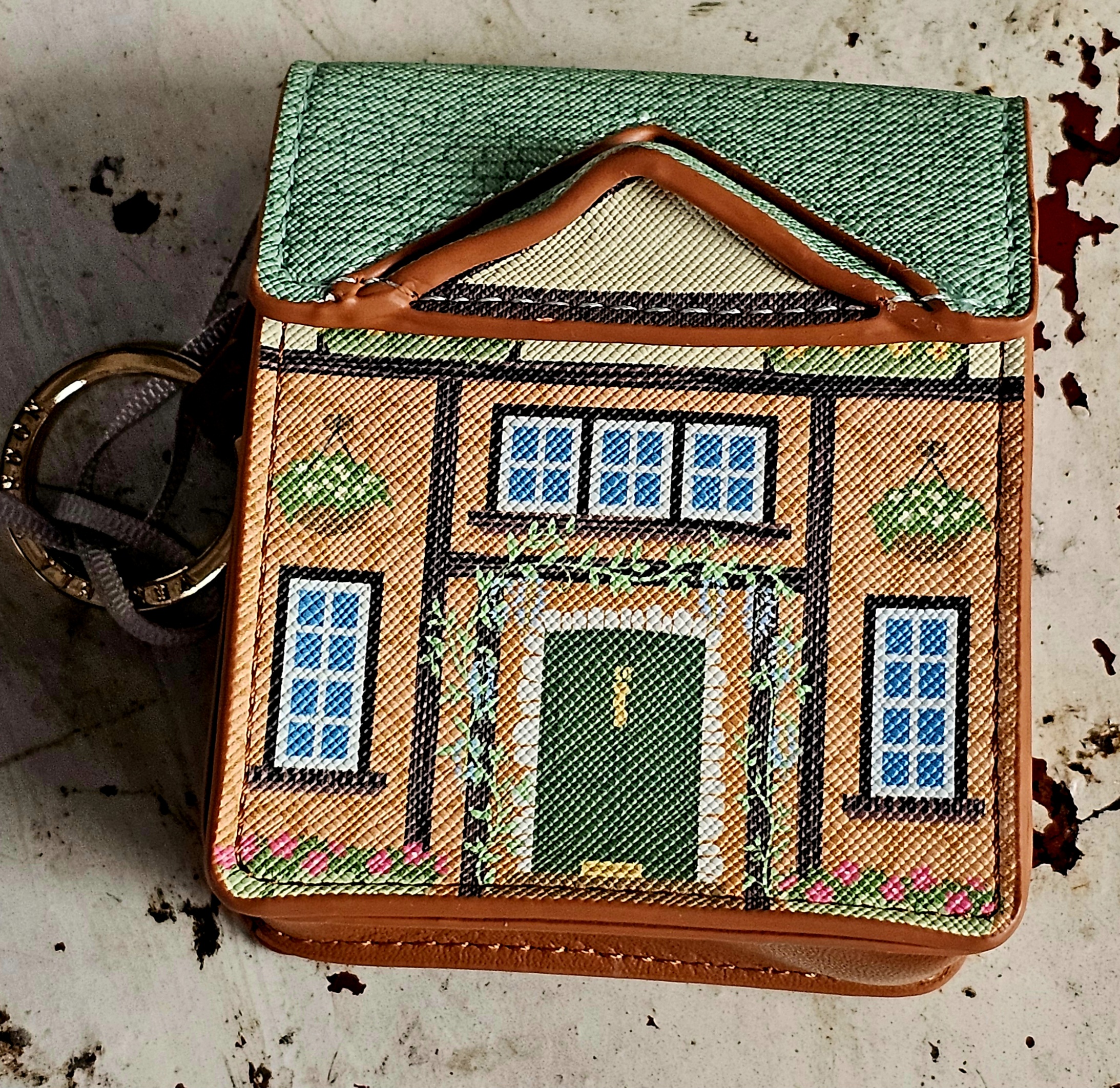 Vendula Coin & Keychain Purse - Village House - morpeth gift gallery hunter valley region shakespeare's theatre twelfth night grab mini grace coin key chain wallet zip purse hat jester ship village house vendula london handbag