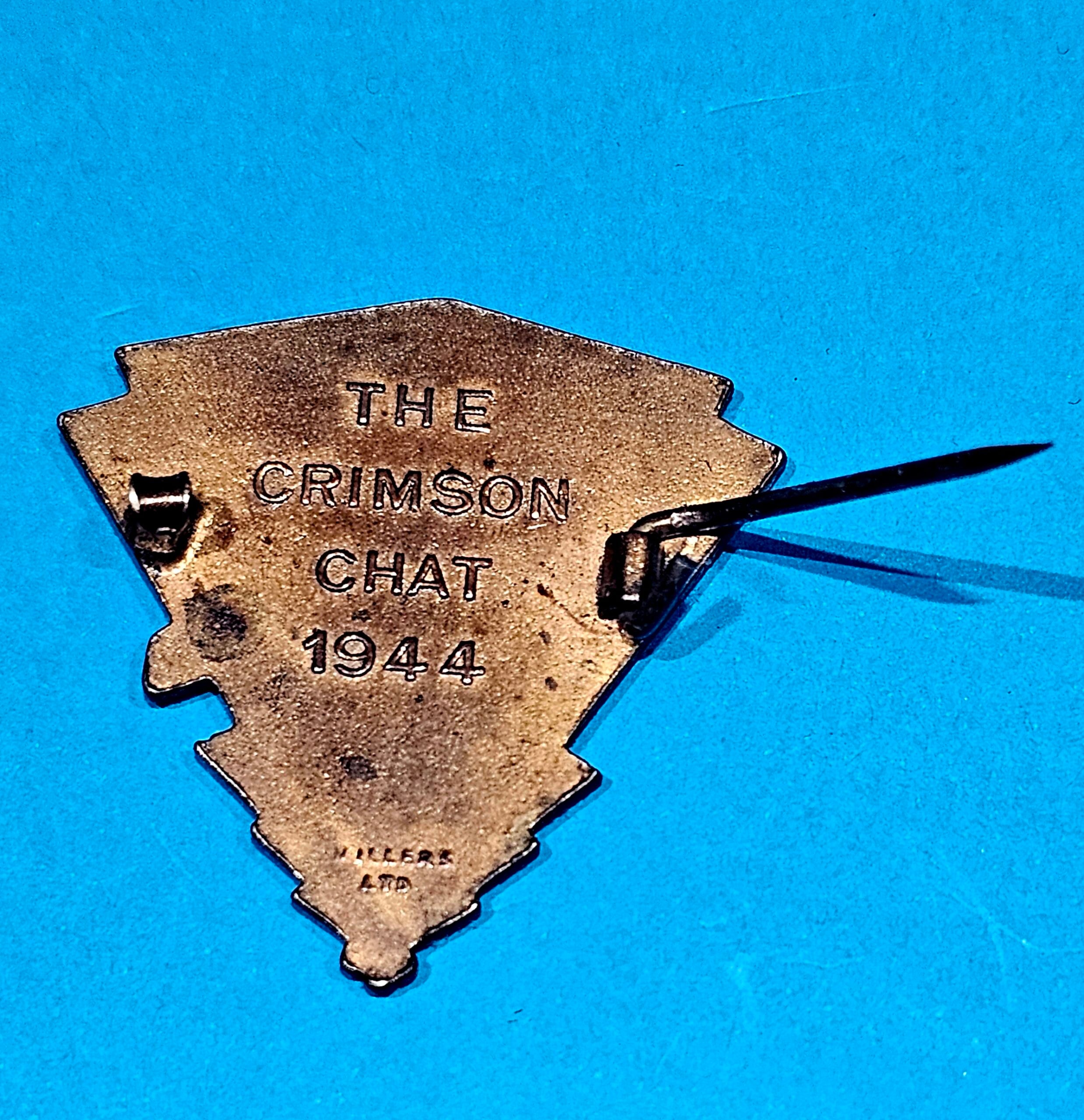 NSW Gould League Badge 1944 - morpeth antique centre hunter valley region nsw gould league bird lovers badge crimson chat 1944