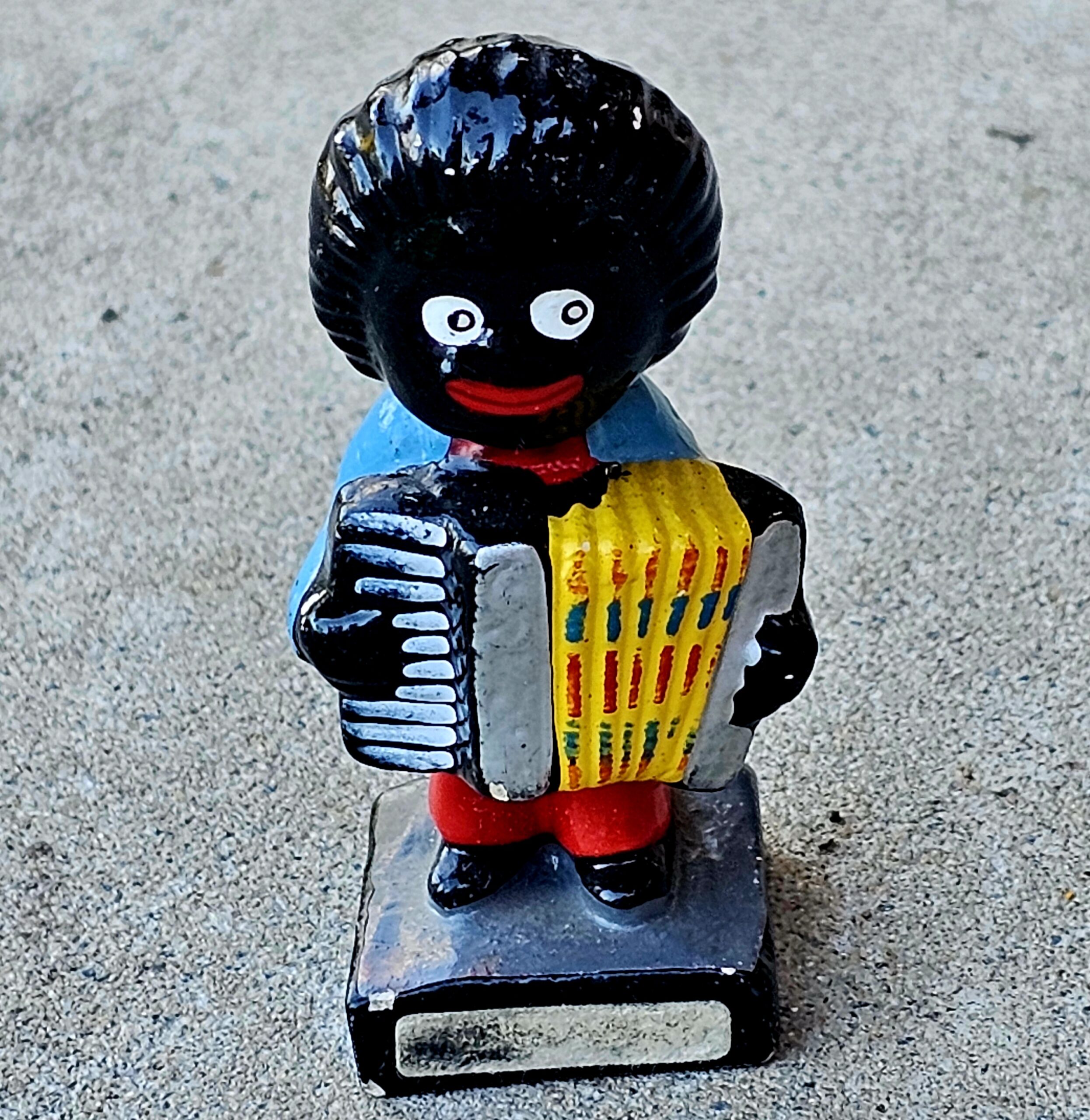 Robertson Golly Band Member - Accordian Player - Robertson Golly Band Member - Accordian Player