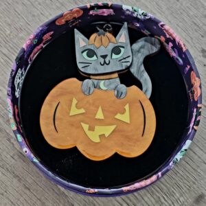 Erstwilder Brooch – Cat O’Lantern