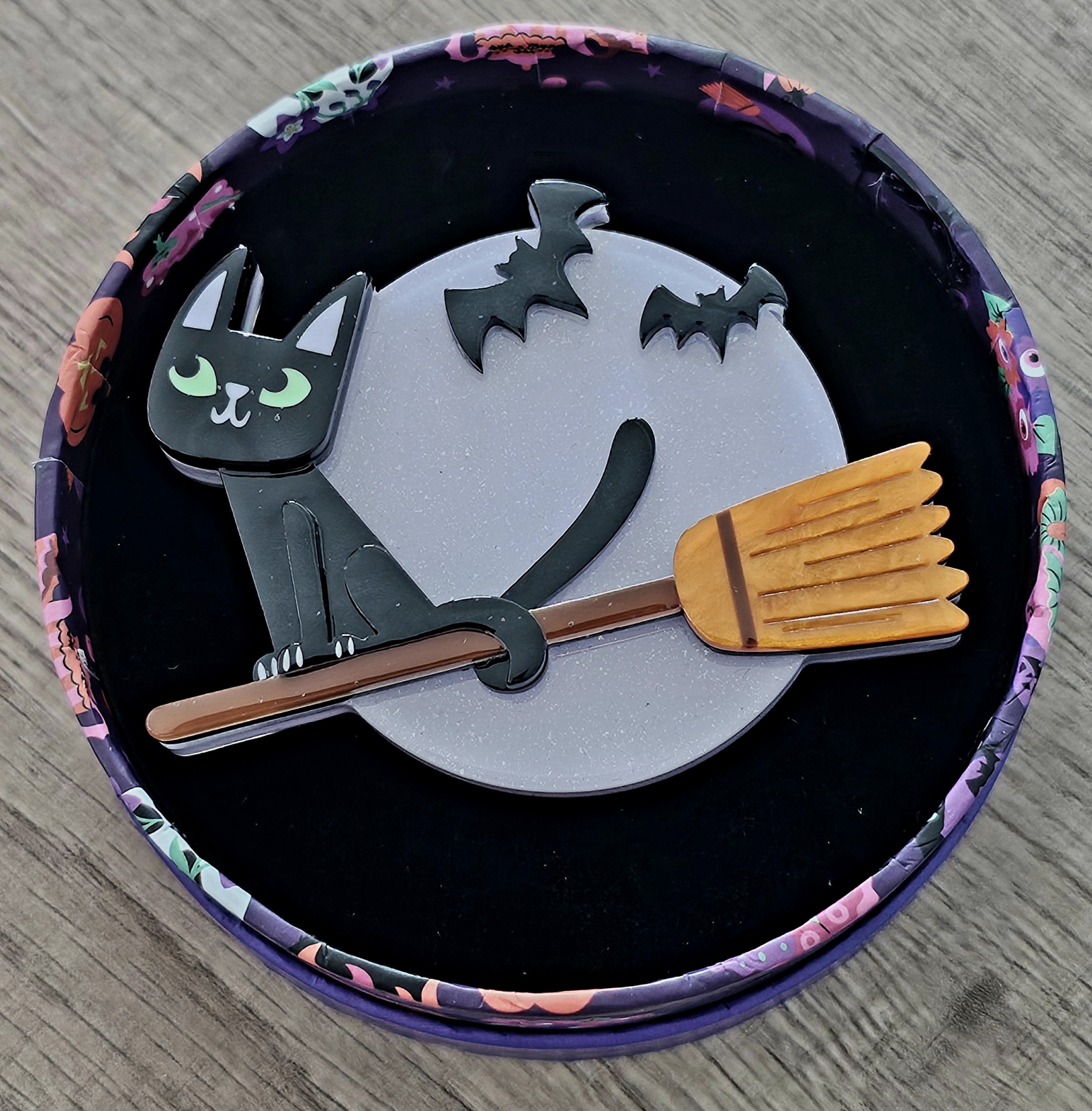 Erstwilder Brooch - Familiar Flight - morpeth antique centre hunter valley region erstwilder collectable earrings necklace halloween midnight mischief spooky brooch mini out of the shadows familiar flight witch broomstick nimbus 2000