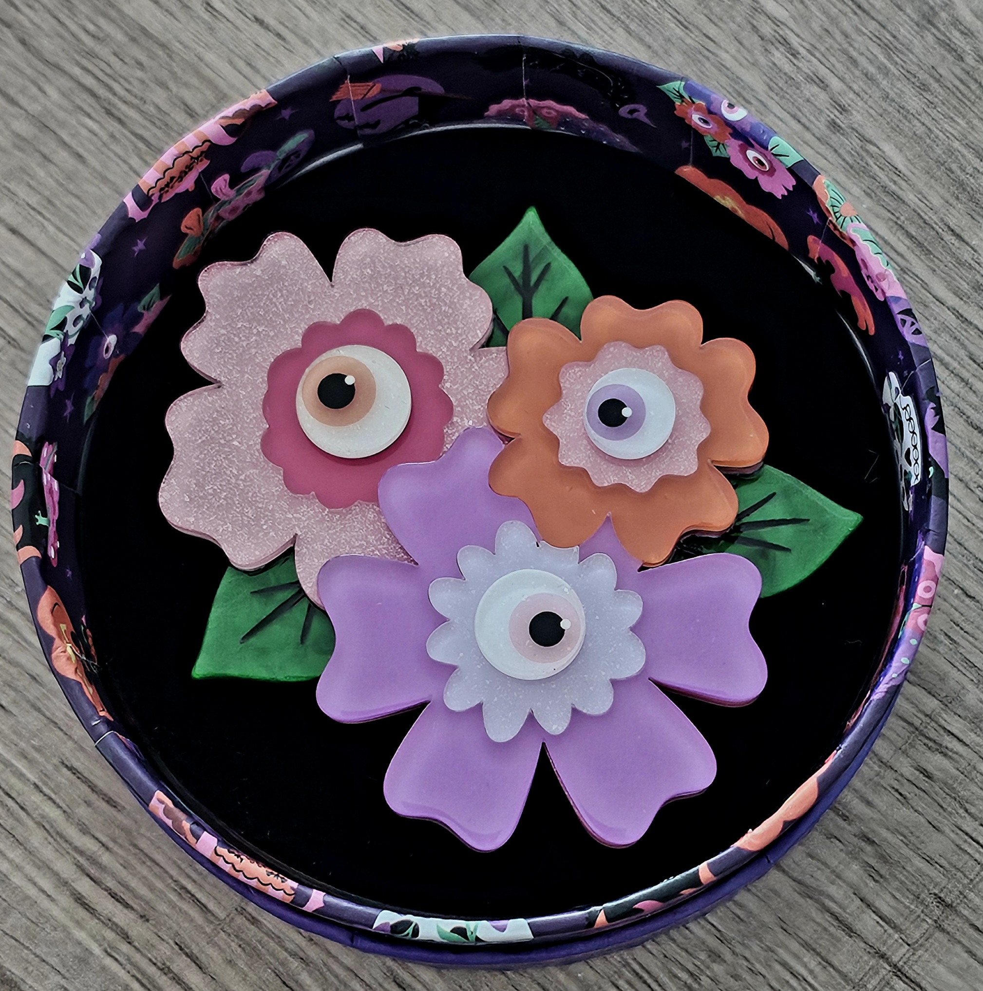 Erstwilder Brooch - Eye Spy - morpeth antique centre hunter valley region erstwilder collectable earrings necklace halloween midnight mischief spooky brooch mini out of the shadows eye spy flowers