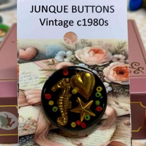 Junque Button x 1 (code 536)