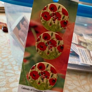 Wood Poppy Buttons, NEW x 3 (code 315)