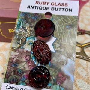 Ruby Glass Buttons x 3 (code 538)