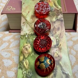 Czech Glass Buttons x 4 (code 456)