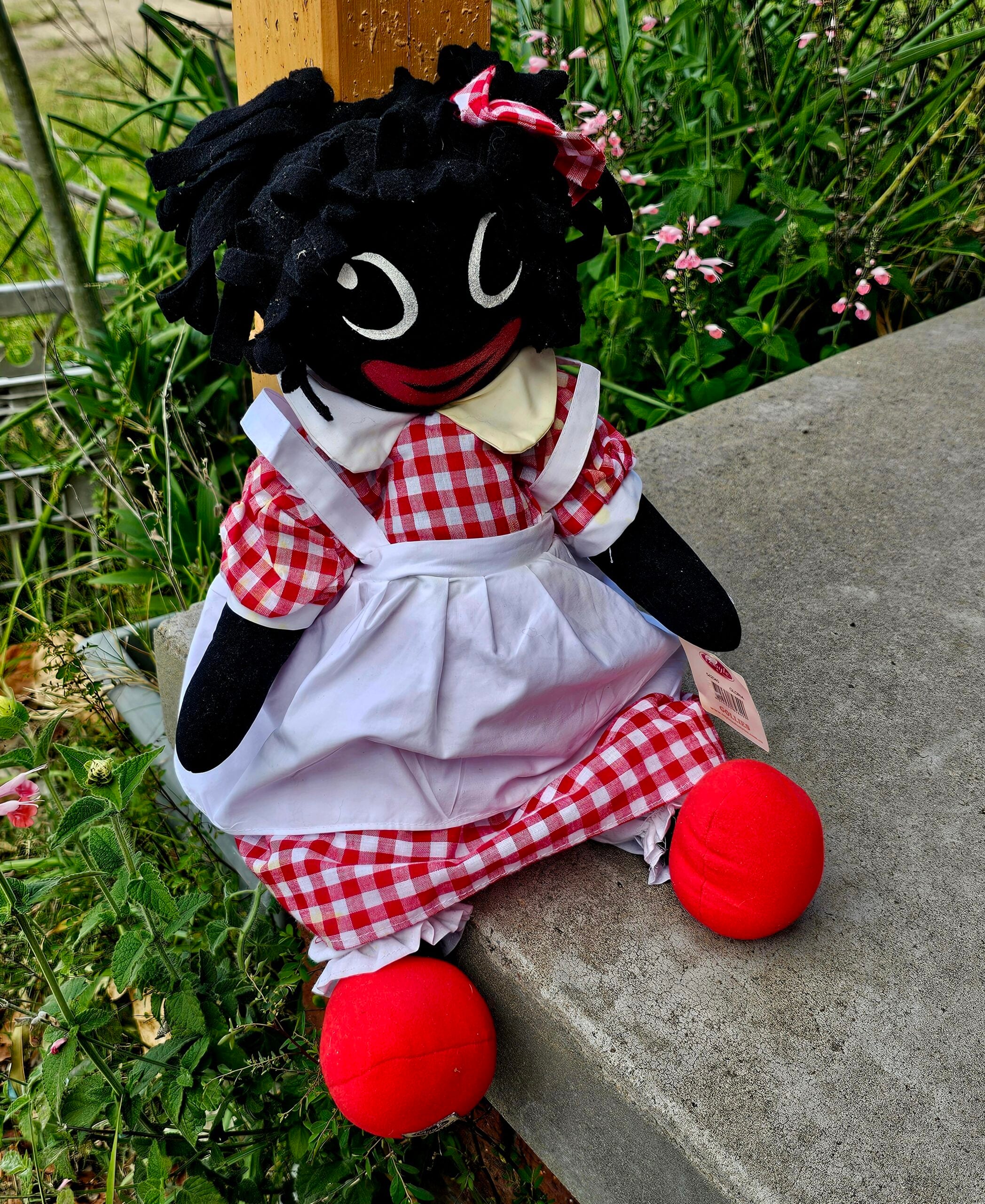Golly Girl - Gloria - morpeth antique centre hunter valley region golliwogg golli girl mel and steff rag cloth doll boyle industries