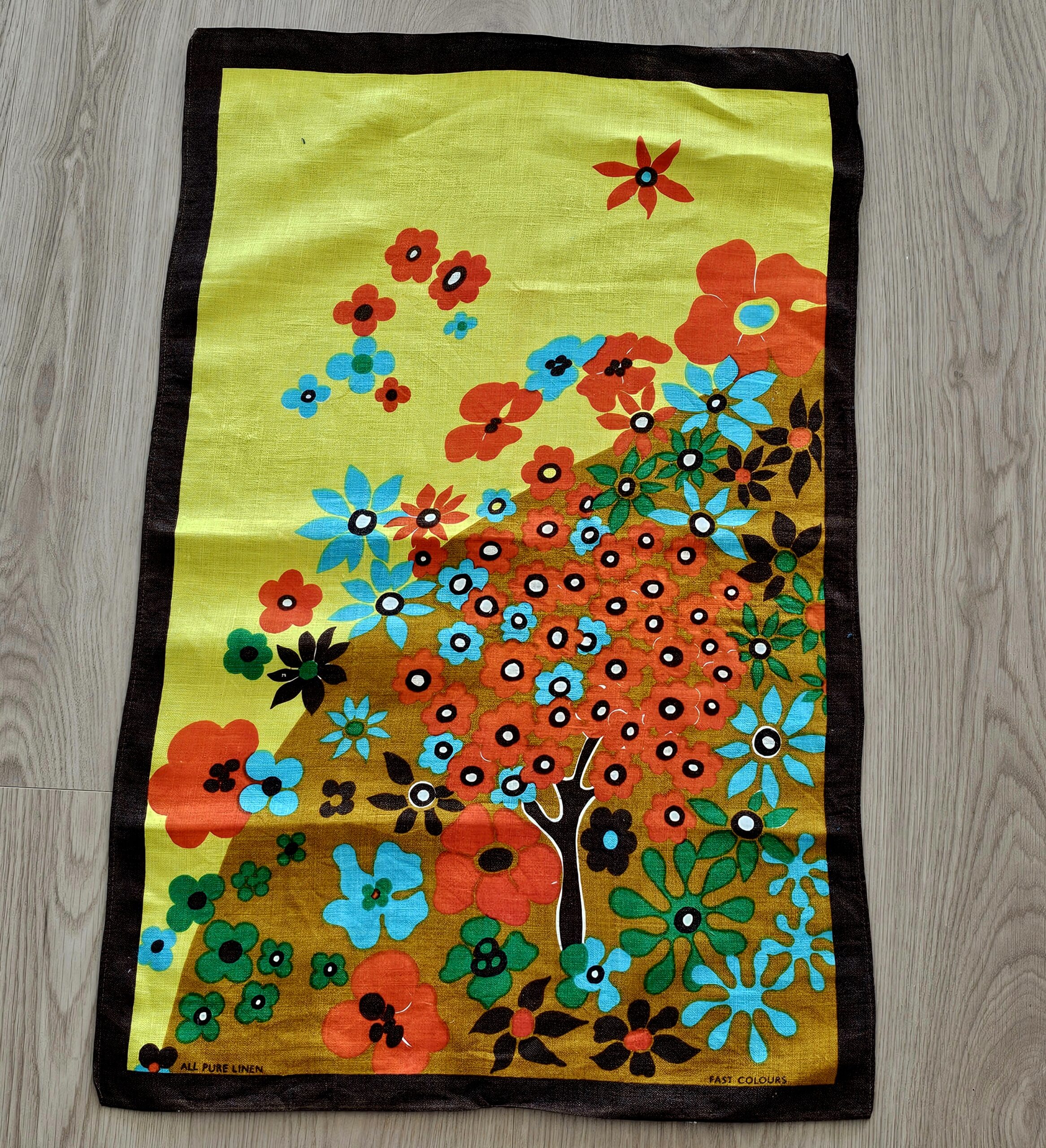 Teatowel - Tree & Flowers - morpeth antique centre hunter valley region vintage tea towel linen cotton roadtrip towns villages international floral 1970's