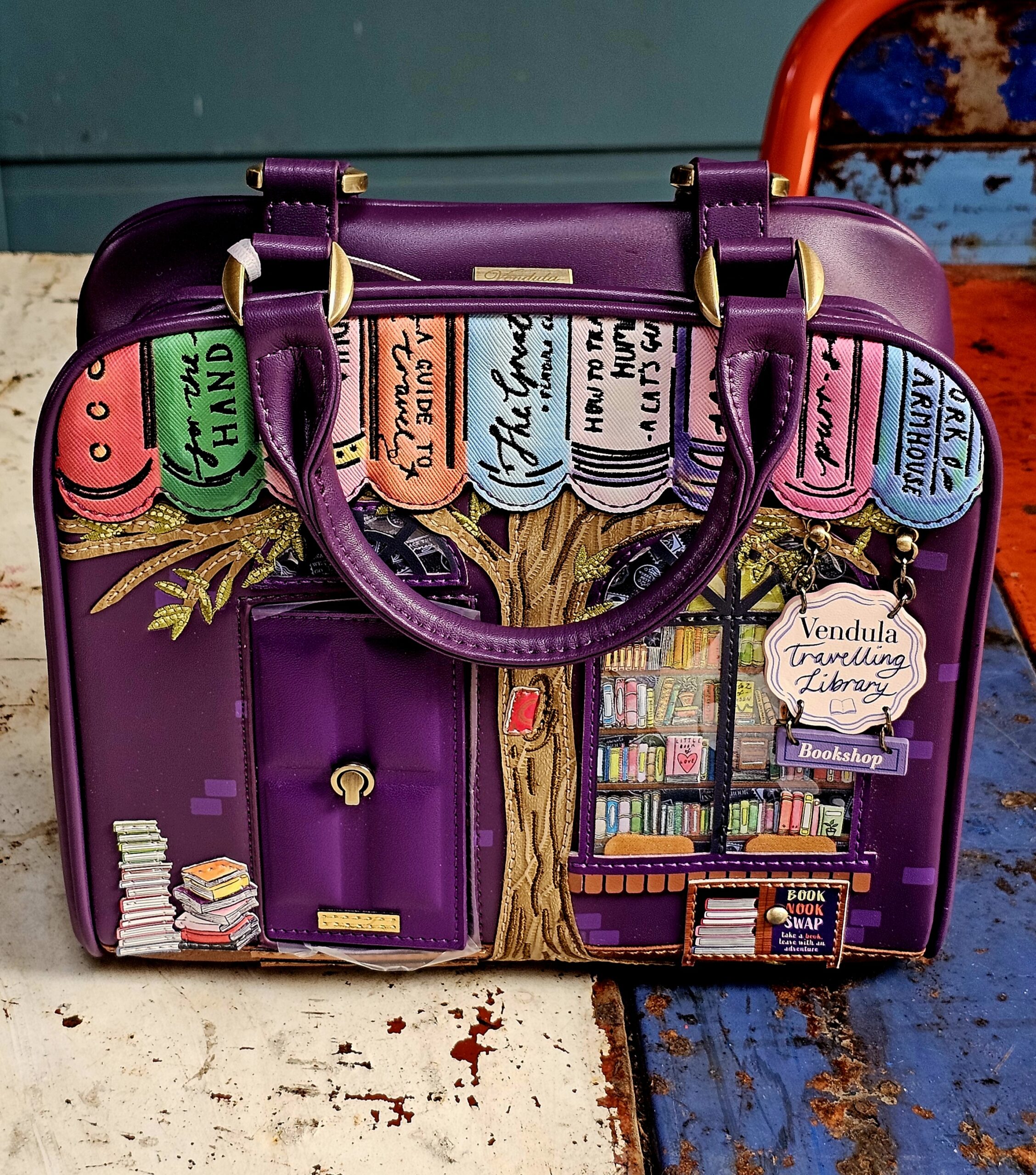 Vendula Eliza Bag - Library Bookshop - morpeth gift gallery vendula london flower shop mini grace grab wallet coin purse flip phone case pouch kate eliza bella alice paige key charm pod case zip around zipper travelling book shop