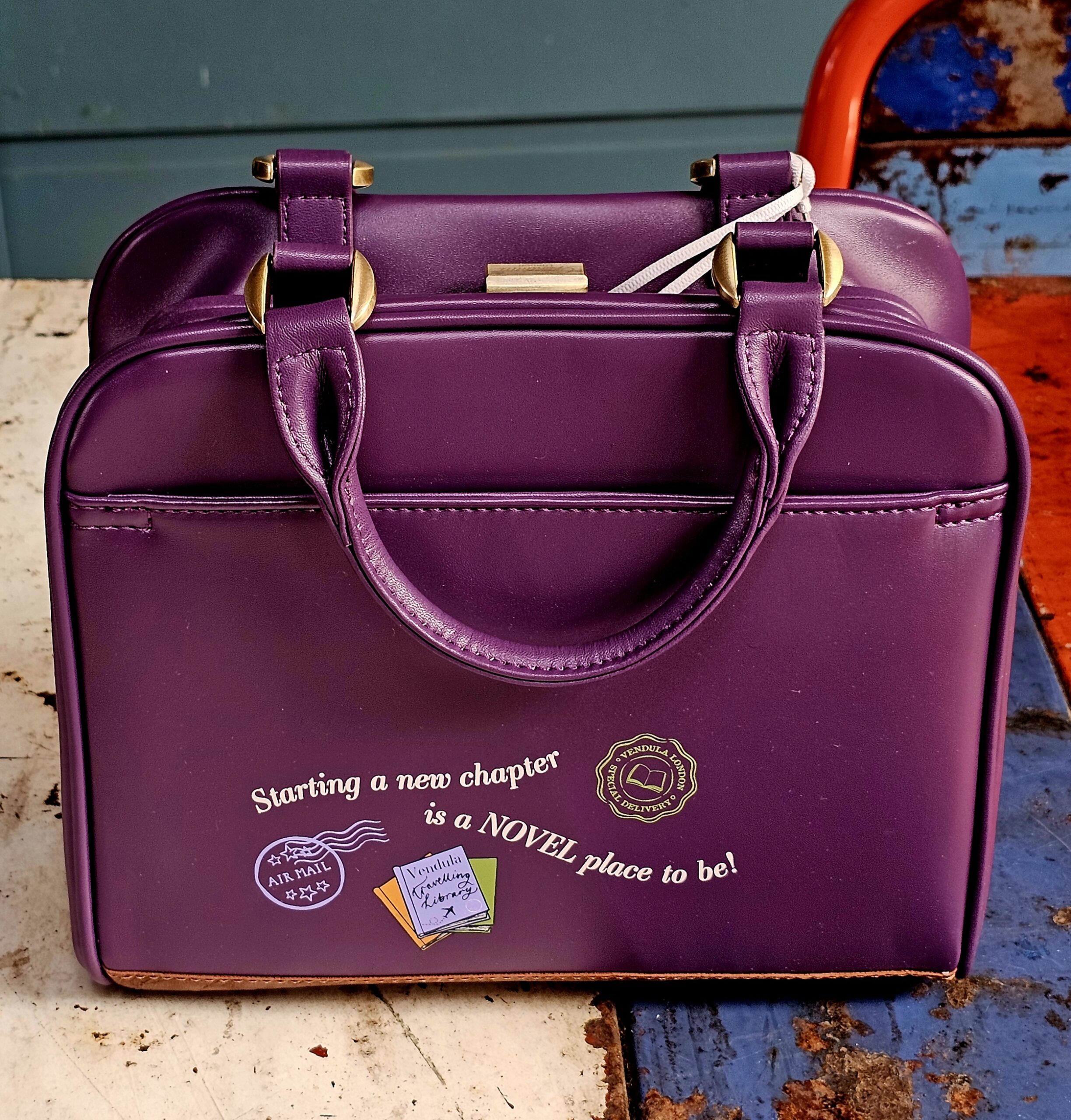 Vendula Eliza Bag - Library Bookshop - morpeth gift gallery vendula london flower shop mini grace grab wallet coin purse flip phone case pouch kate eliza bella alice paige key charm pod case zip around zipper travelling book shop library